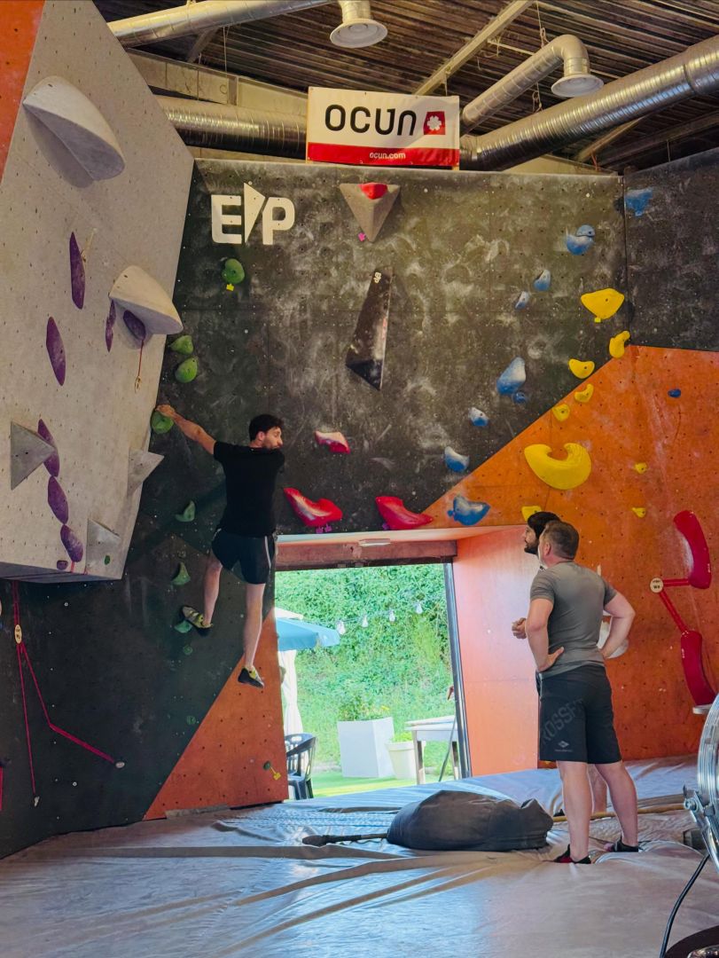 Hier, Bourges Business a pris un peu de hauteur… ou plutôt, quelques prises ! 🧗‍♂️ Nous…